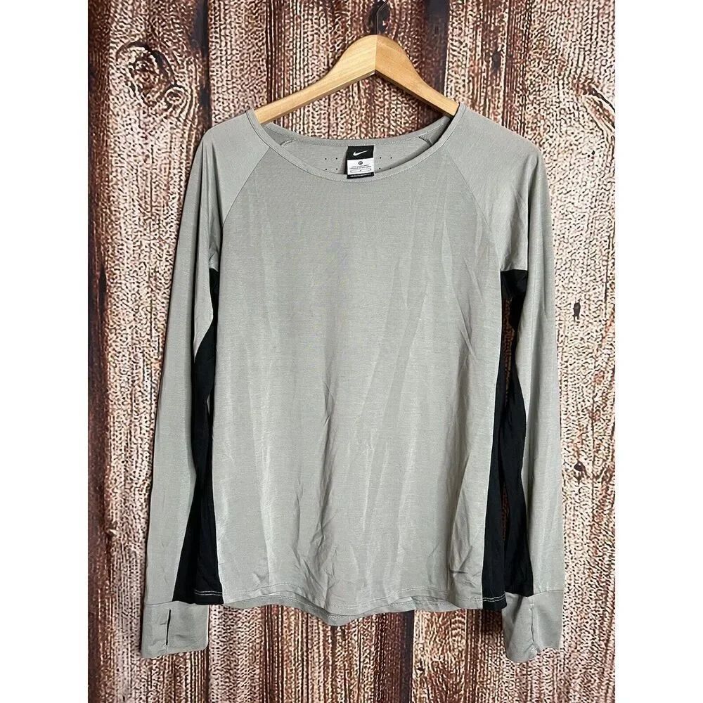Nike Women Gray Active Medium Shirt Top Long Sleeve
